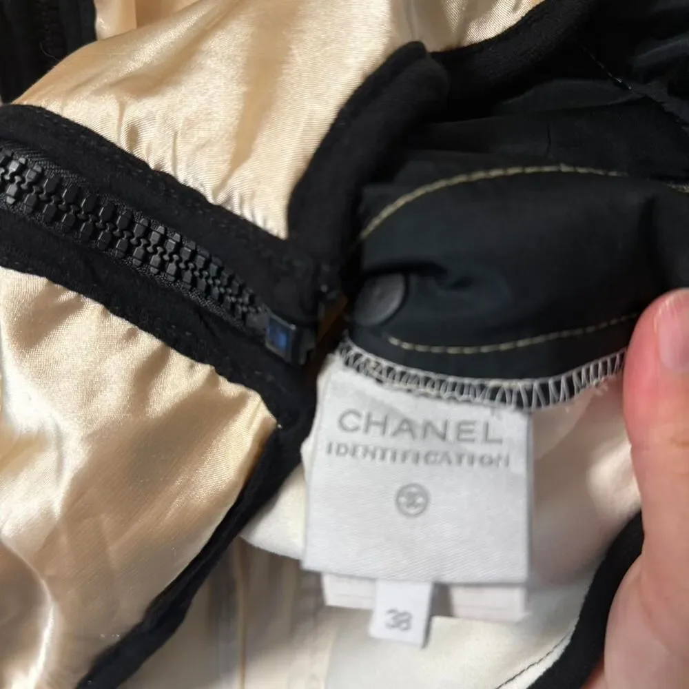 Chanel Women's Cream and Gold Jacket